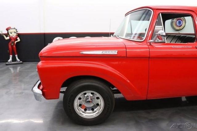 1962 Red Ford F-100