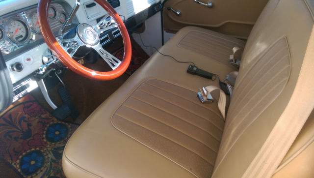 1962 White Chevrolet C-10