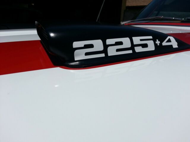 1962 White Dodge Lancer Coupe