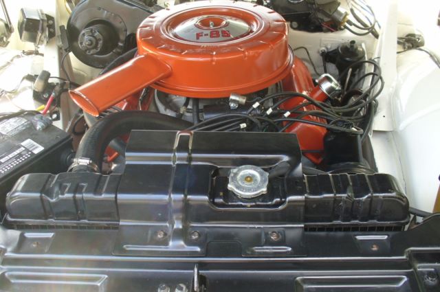 1962 White Oldsmobile Cutlass Convertible