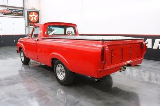 1962 -- Ford F-100 Pickup Truck