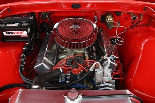 1962 -- Ford F-100 Pickup Truck
