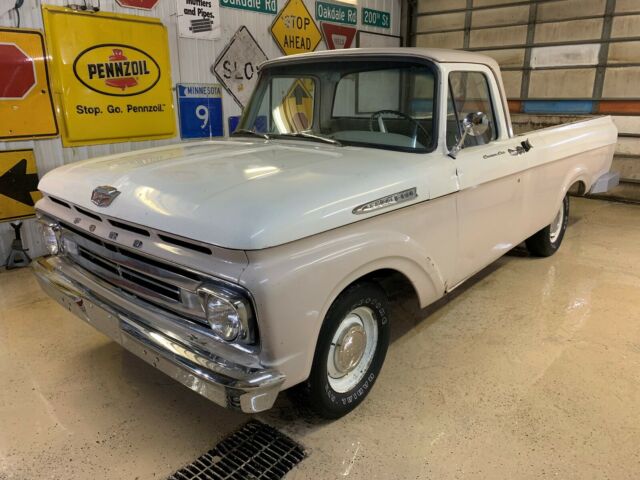 1962 Ford F-100