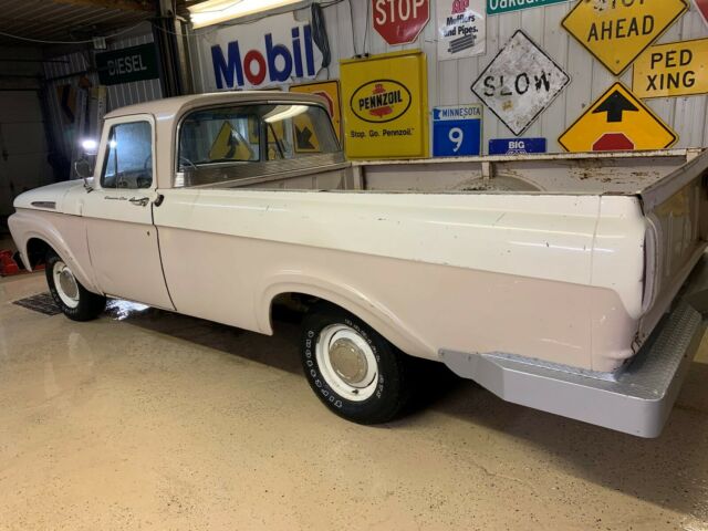 1962 Ford F-100