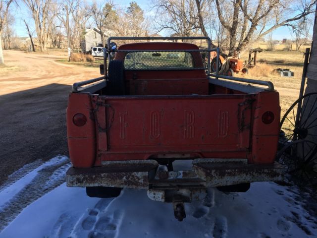1962 Ford F-250 Pickup Truck
