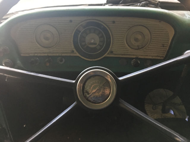 1962 Green Ford F-350 Cab & Chassis