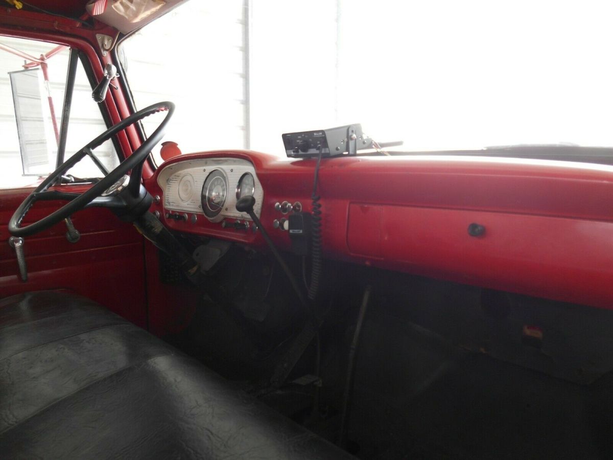 1962 Ford F800 Firetruck