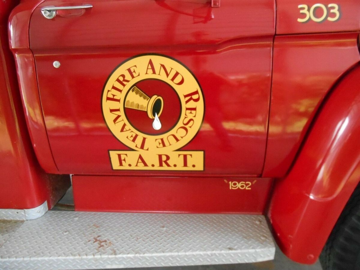 1962 Ford F800 Firetruck