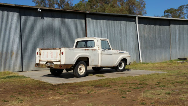 1962 White Ford F-100 Standard Cab Pickup