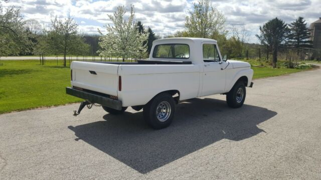 1962 White Ford F-100 Standard Cab Pickup