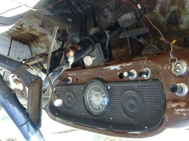 1962 White Ford F-100 Pickup Truck