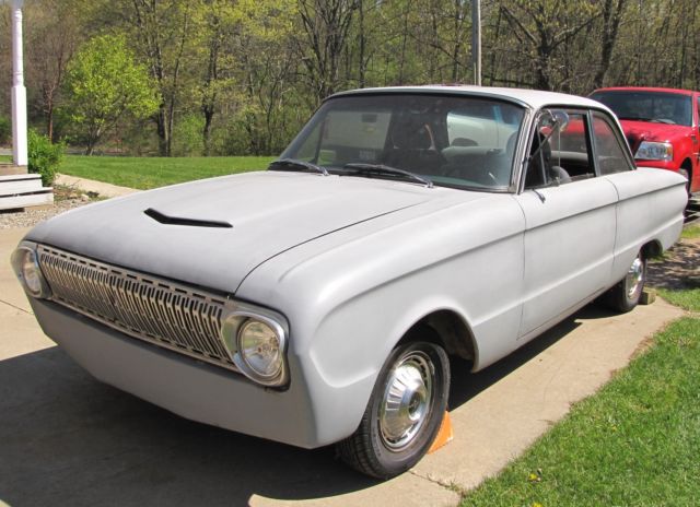 1962 gray primer Ford Falcon
