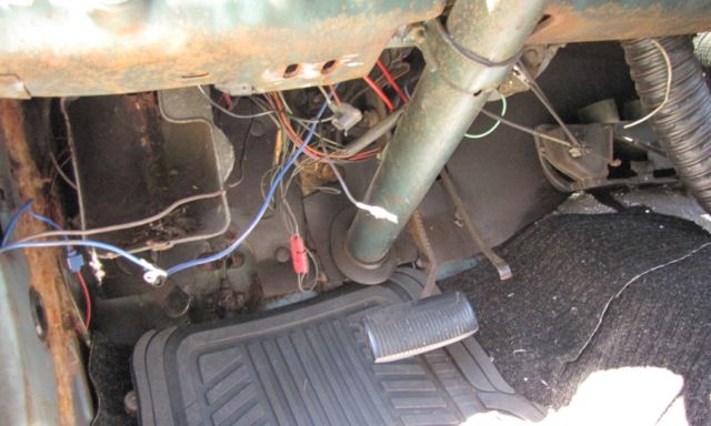 1962 gray primer Ford Falcon