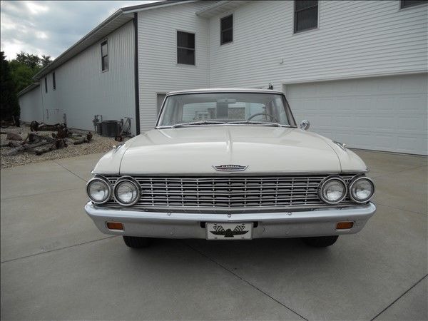 1962 White Ford Galaxie Two door post