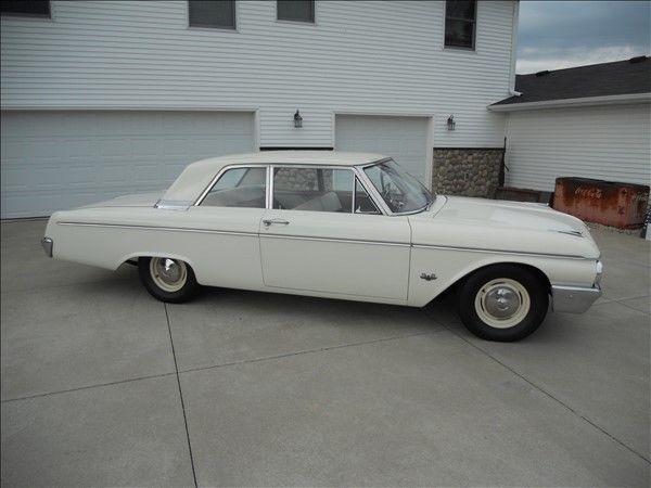 1962 White Ford Galaxie Two door post