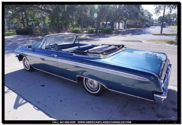 1962 Blue Ford Sunliner