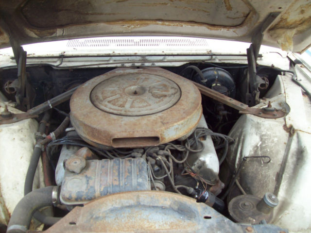 1962 White Ford Thunderbird Coupe
