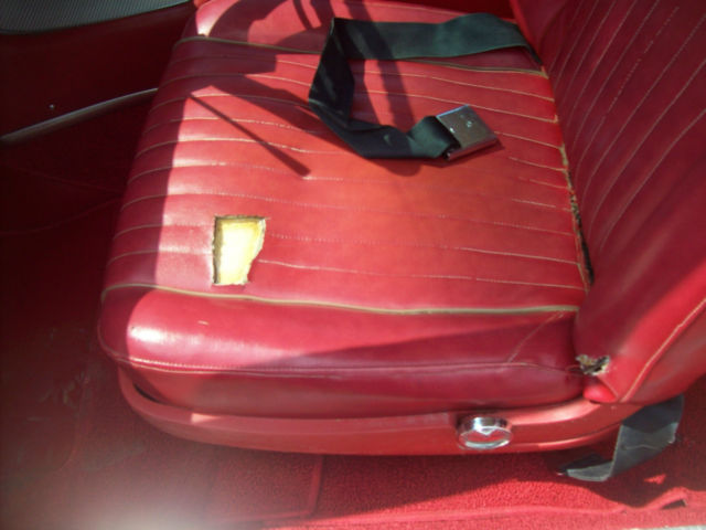 1962 White Ford Thunderbird Coupe