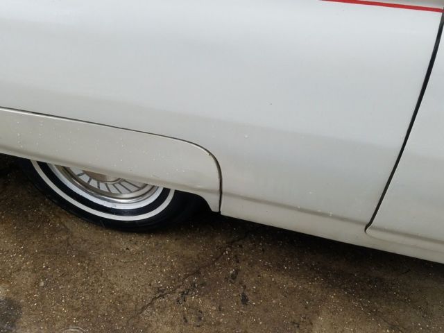 1962 White Ford Thunderbird Coupe