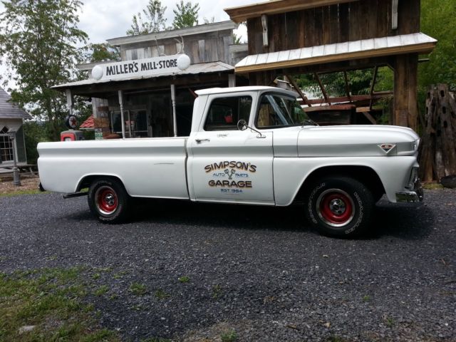 1962 WHITE GMC C10 PICKUP