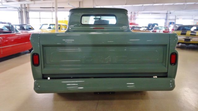 1962 Green GMC G10 --