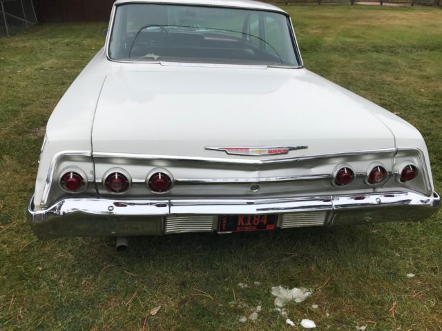 1962 White Chevrolet Impala