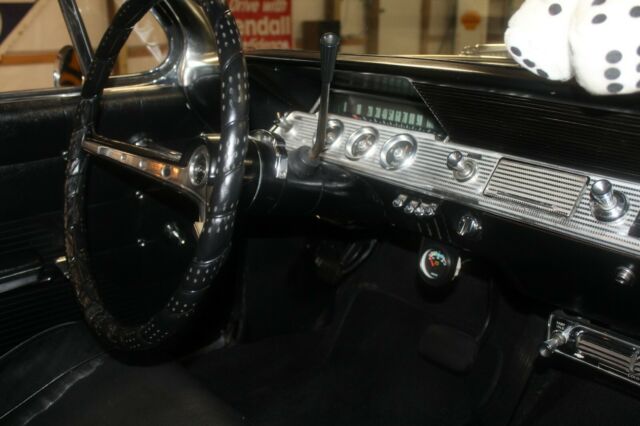 1962 White Chevrolet Impala Coupe