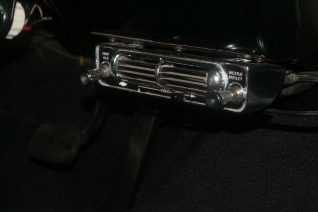 1962 White Chevrolet Impala Coupe