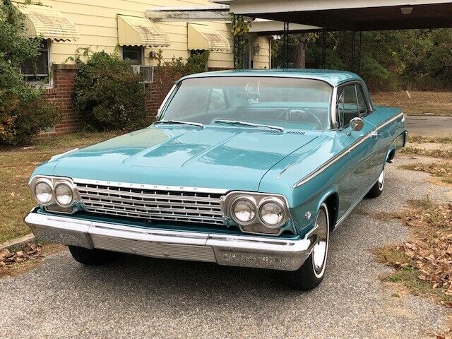 1962 Twilight Torquoise Chevrolet Impala Coupe