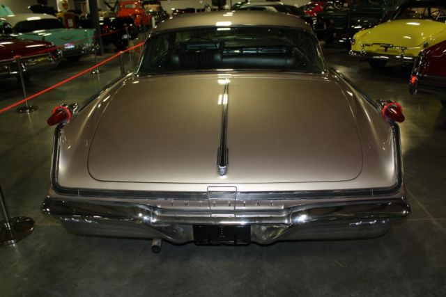 1962 Rosewood Chrysler Imperial Hardtop Sedan 4 Door