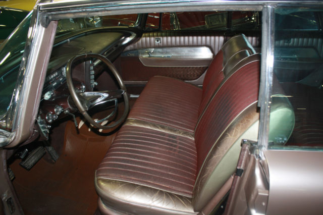 1962 Rosewood Chrysler Imperial Hardtop Sedan 4 Door