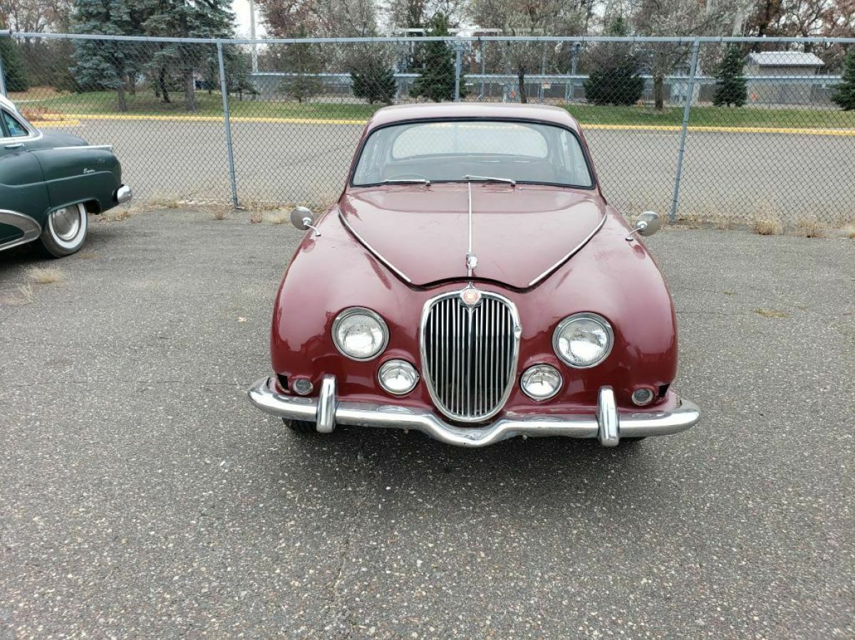 1962 Red Jaguar MK2 --