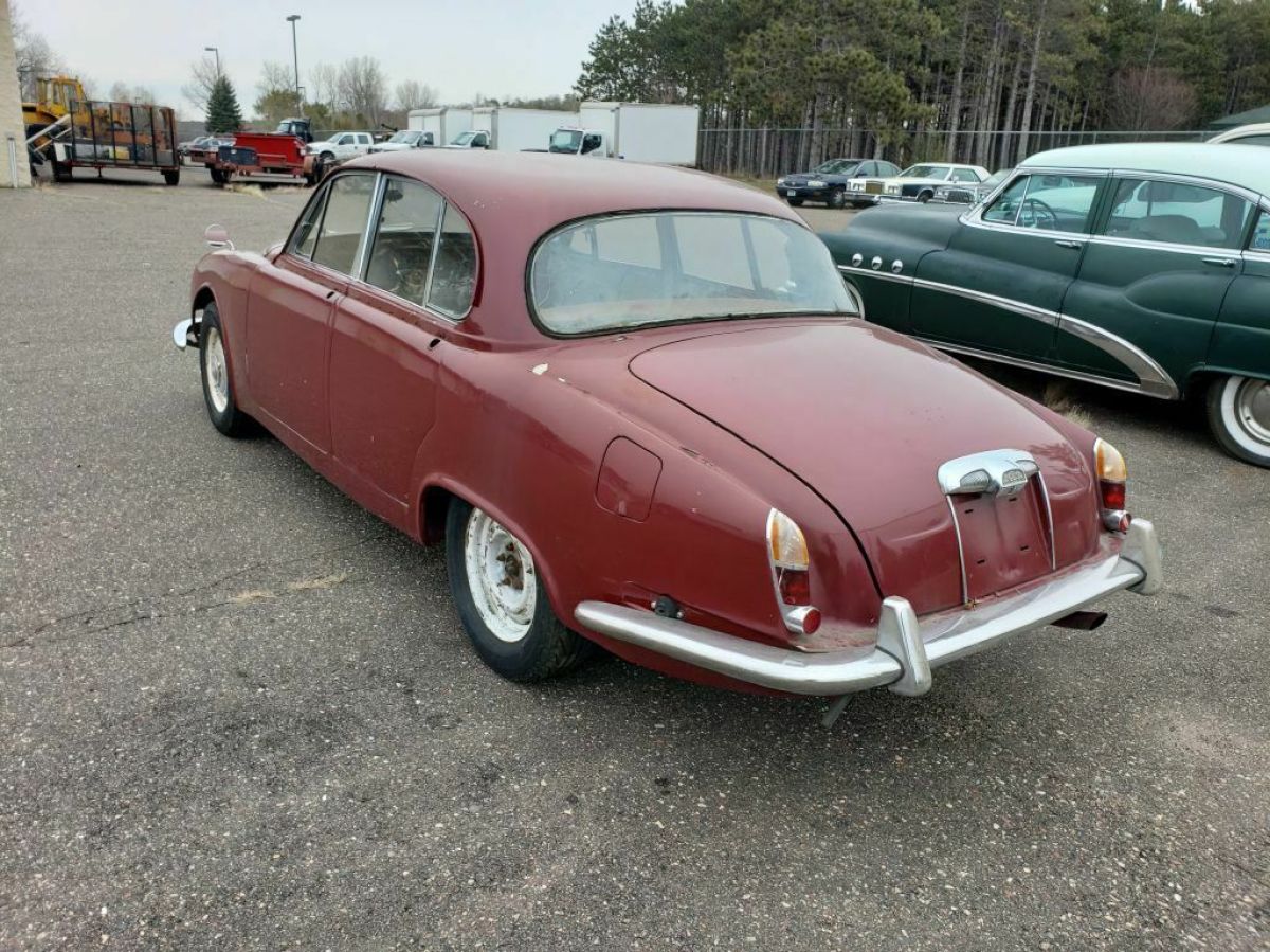 1962 Red Jaguar MK2 --