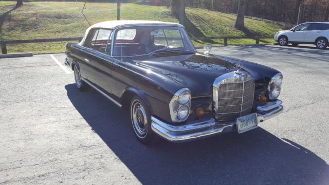 1962 Black Mercedes-Benz 220SE Convertible