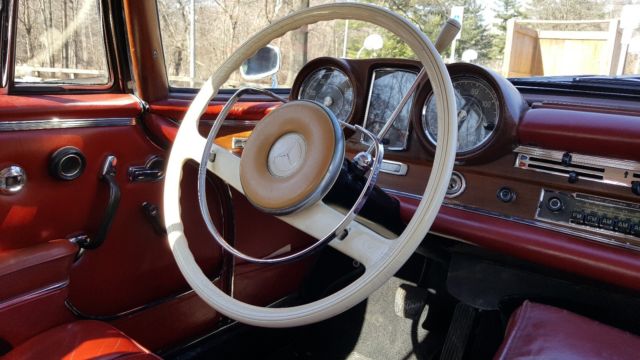 1962 Black Mercedes-Benz 220SE Convertible
