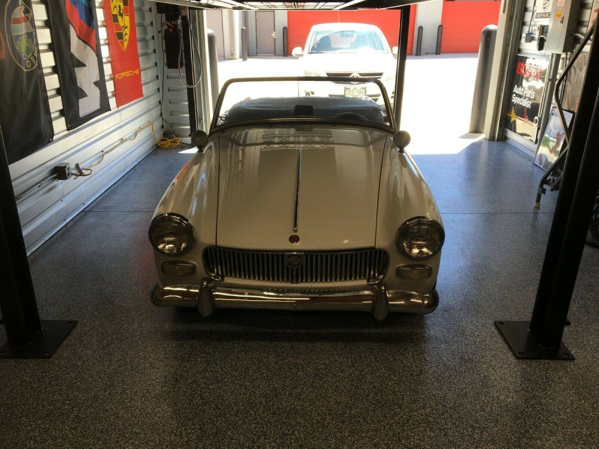1962 White MG Midget