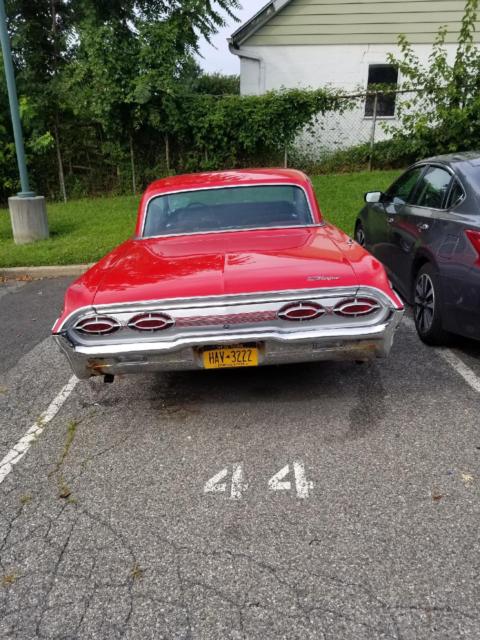1962 Oldsmobile Starfire Coupe