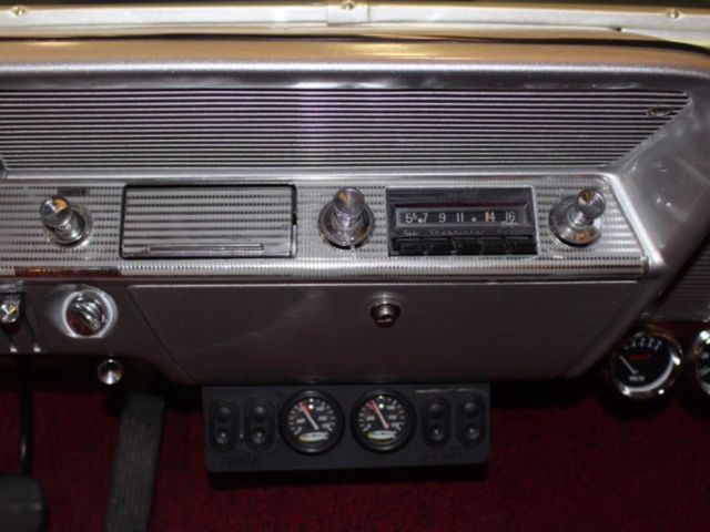 1962 Silver Chevrolet Impala