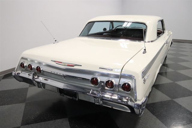 1962 White Chevrolet Impala