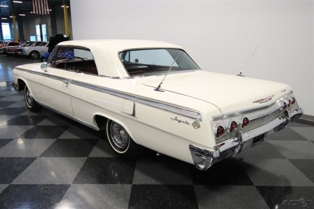 1962 White Chevrolet Impala