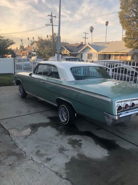 1962 Mint Green Chevrolet Impala Coupe