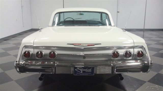 1962 White Chevrolet Impala