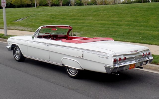 1962 White Chevrolet Impala Convertible