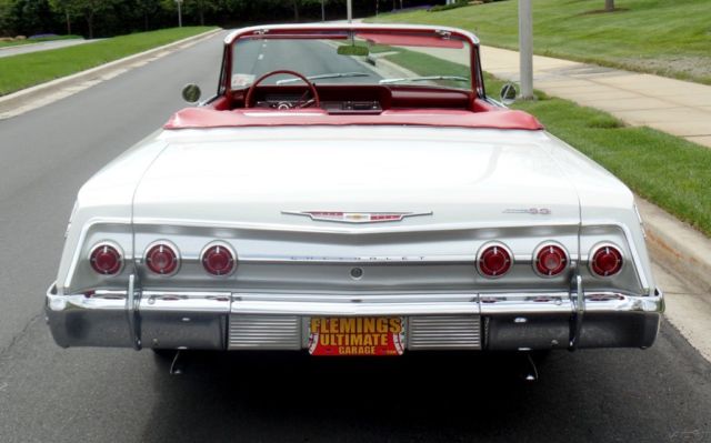 1962 White Chevrolet Impala Convertible