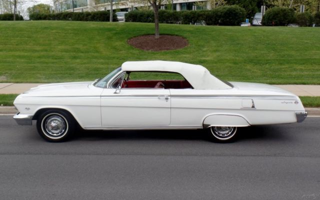1962 White Chevrolet Impala Convertible