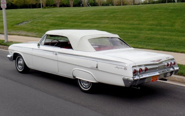 1962 White Chevrolet Impala Convertible