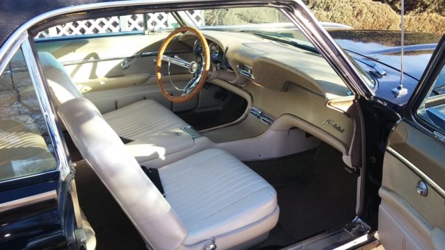1962 WIMBELDON WHITE Ford Thunderbird Coupe