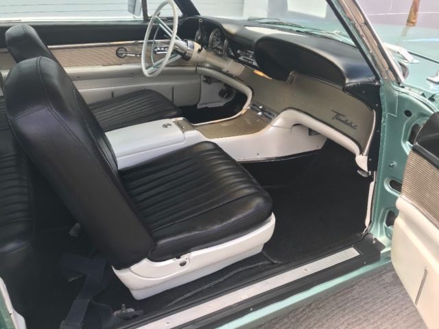 1962 Ford Thunderbird Coupe