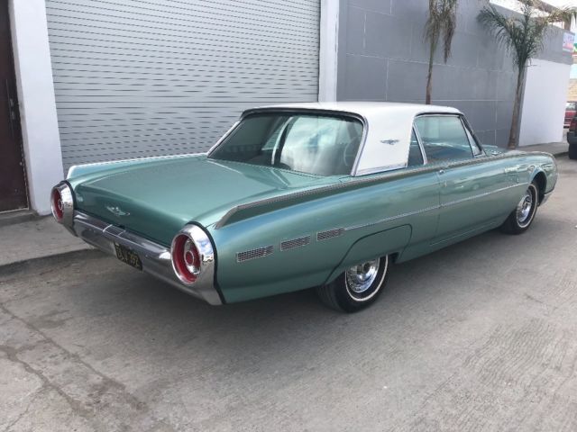 1962 Ford Thunderbird Coupe
