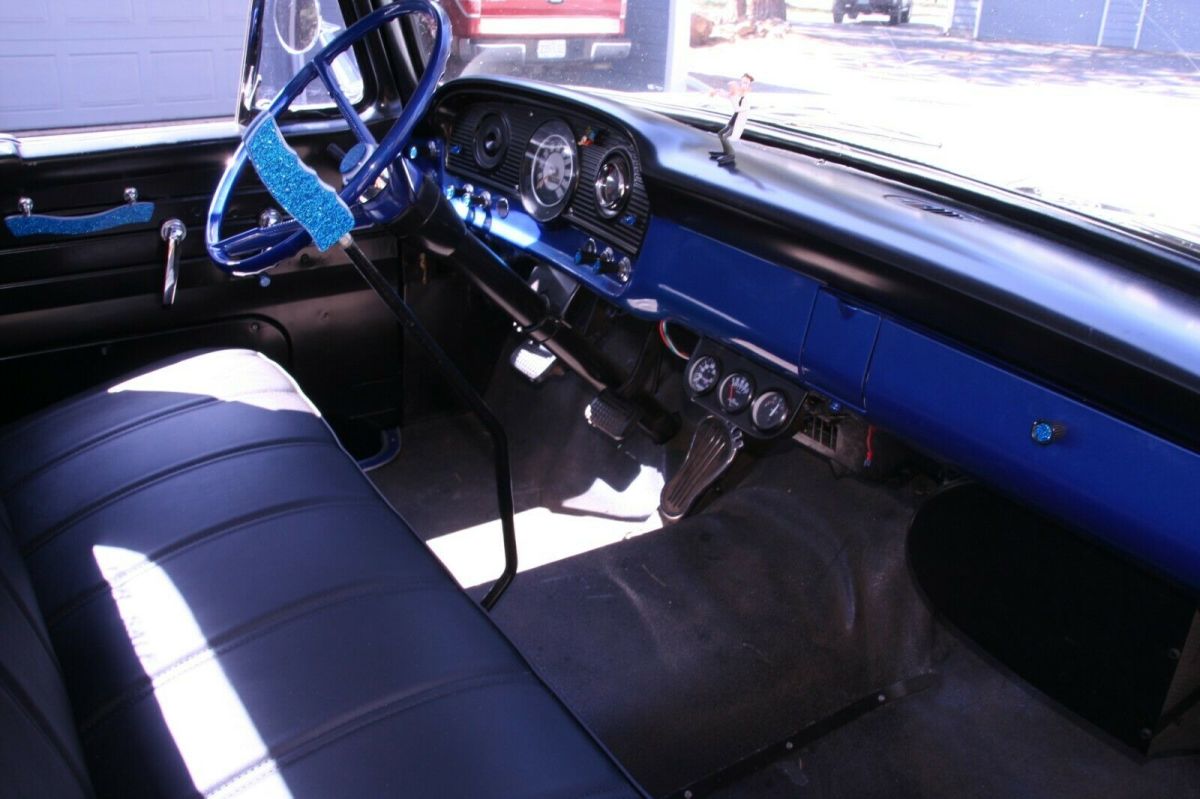 1962 Ford F-100 Standard Cab Pickup